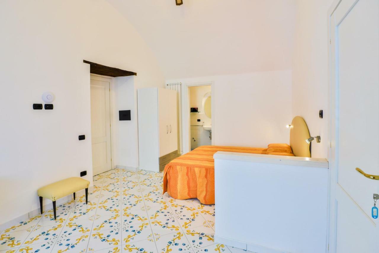 Della Monica Rooms Vietri Zewnętrze zdjęcie