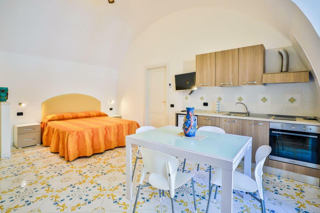Della Monica Rooms Vietri Zewnętrze zdjęcie