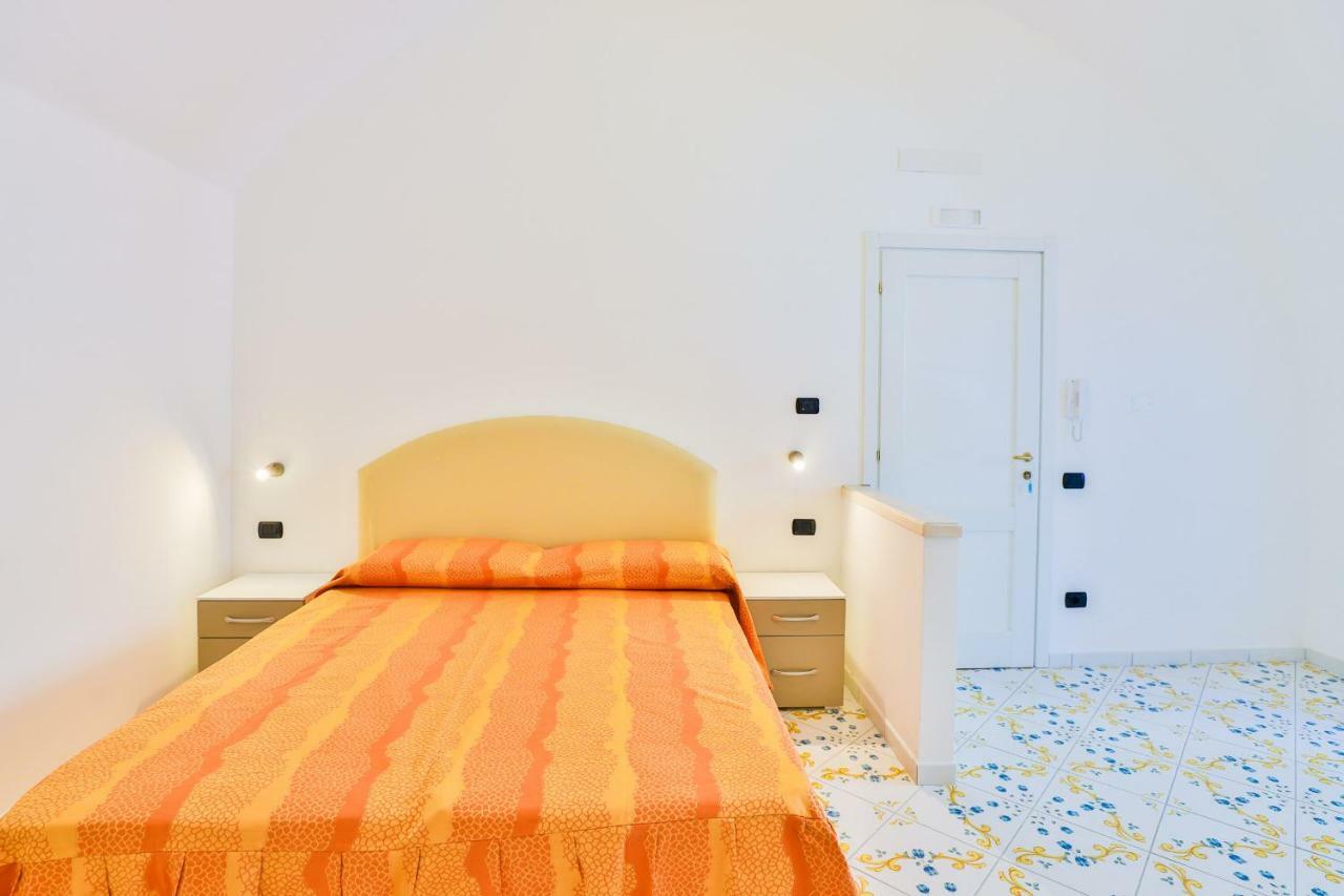 Della Monica Rooms Vietri Zewnętrze zdjęcie